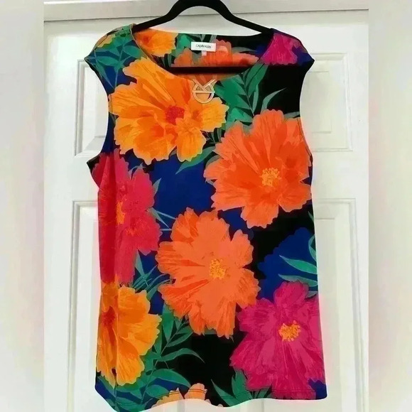 CALVIN‎ KLEIN
Plus Size Embellished
Floral-Print Top - Picture 2 of 6